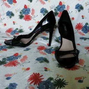 🆕 Zara basic patent leather heels